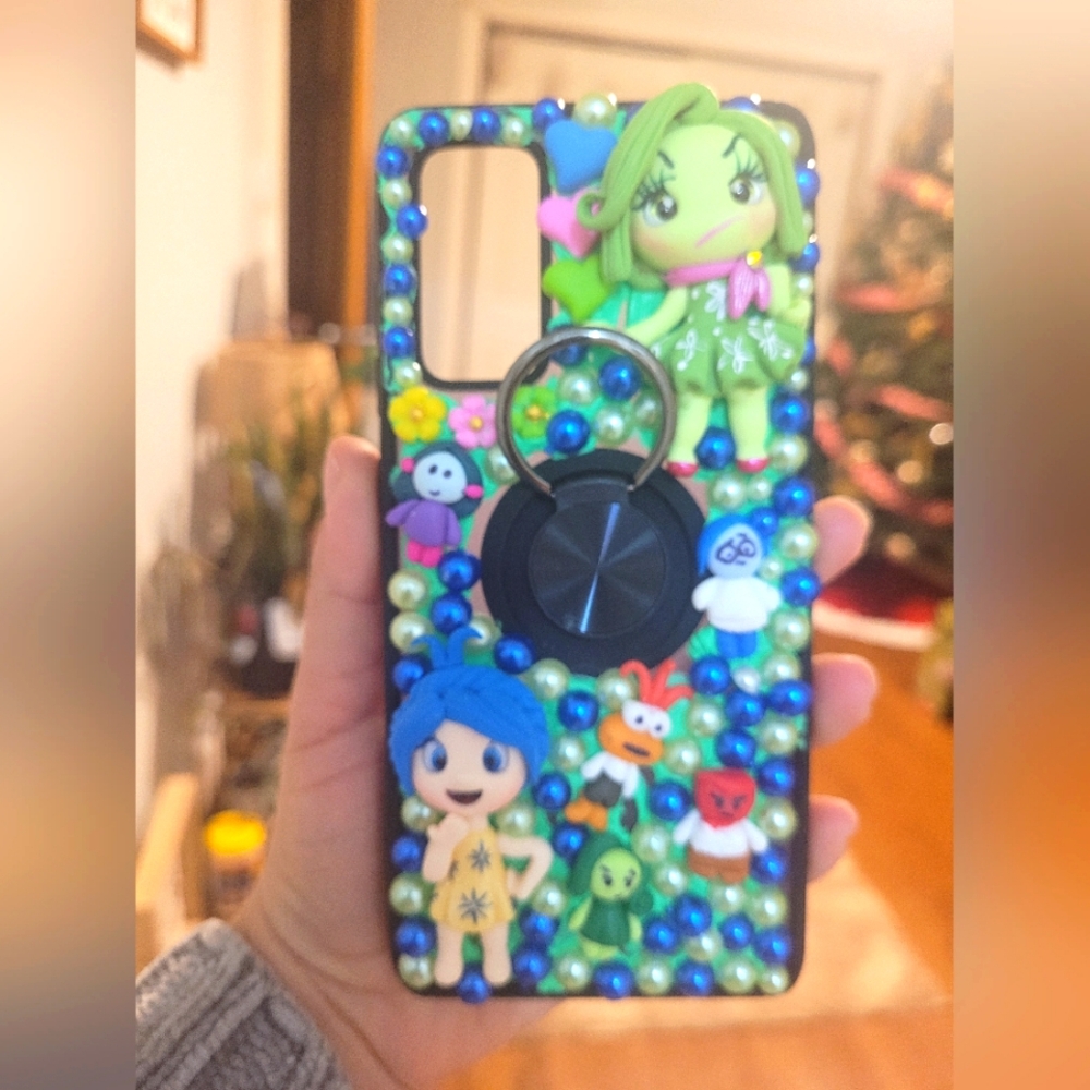 Custom phone case. - Picture 2 of 10
